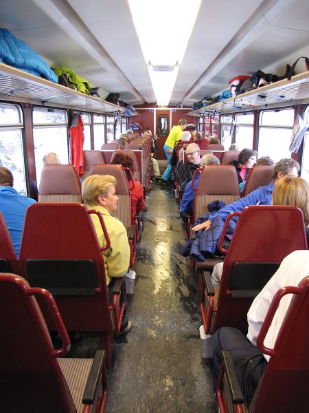 rhb in de wagon.jpg - Het Krasgezelschap heeft een eigen wagon.